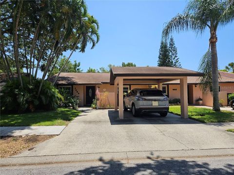 Single Family Residence in ST PETERSBURG FL 7254 55TH AVENUE.jpg