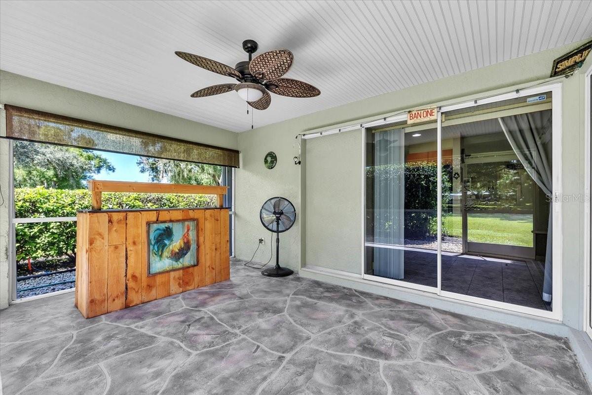 VOSS OAKS - Residential