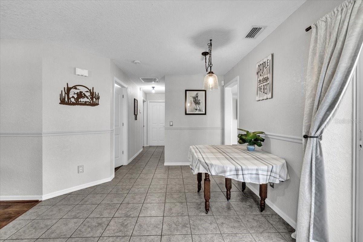 VOSS OAKS - Residential