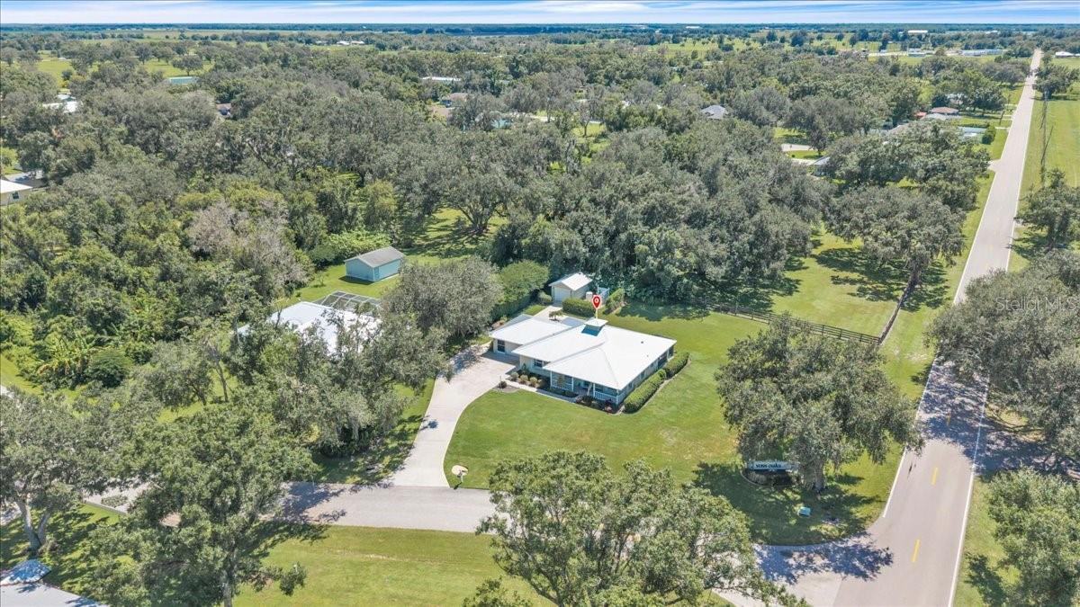 VOSS OAKS - Residential