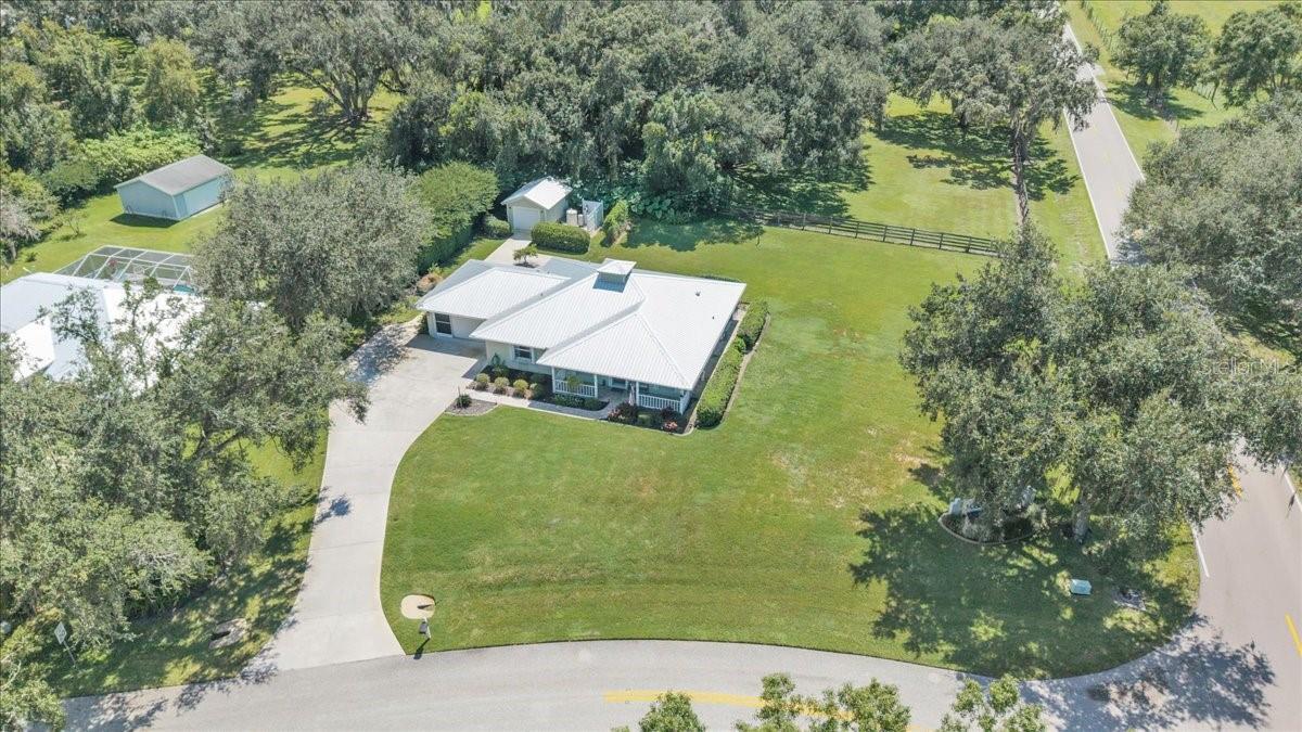 VOSS OAKS - Residential