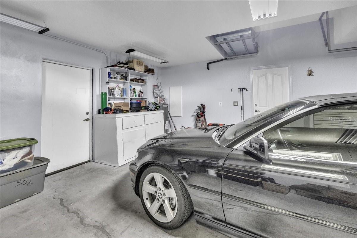 VOSS OAKS - Residential