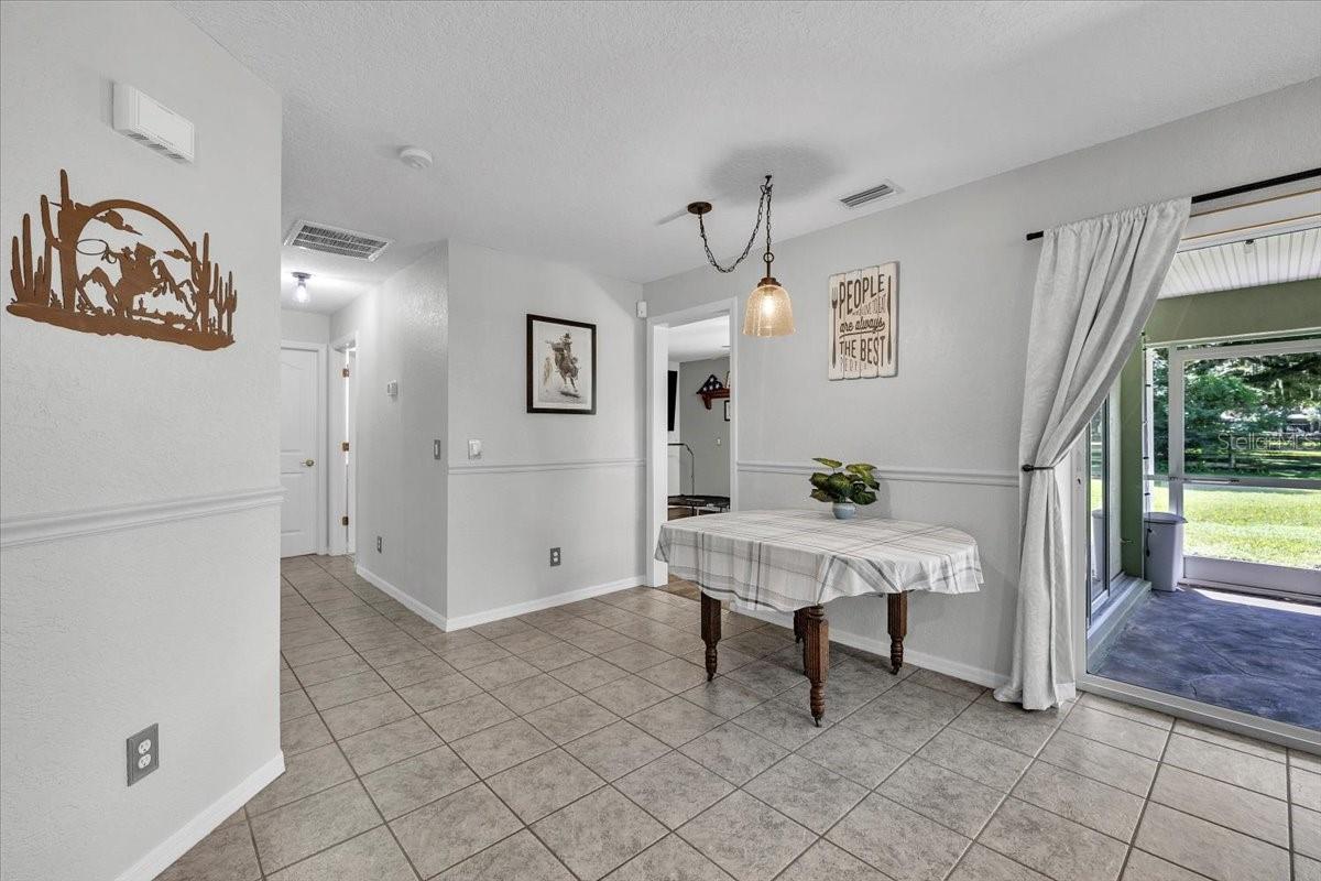 VOSS OAKS - Residential