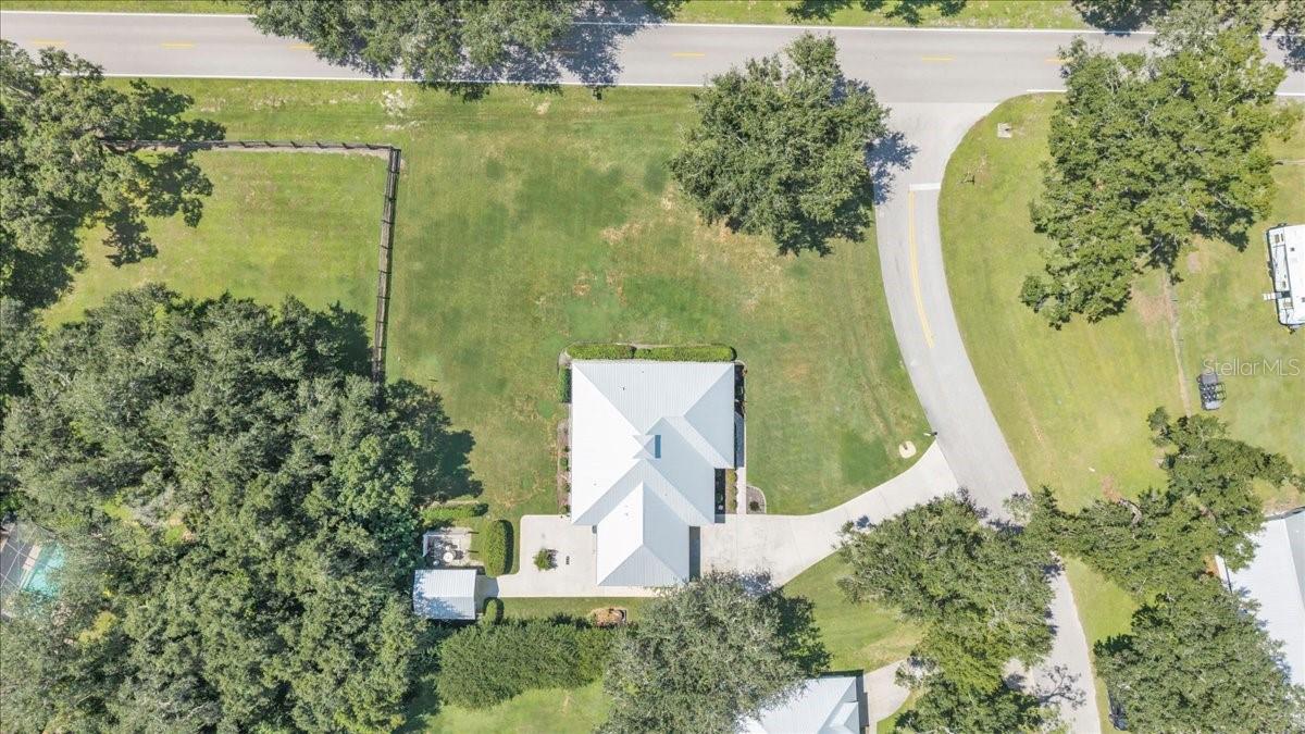 VOSS OAKS - Residential