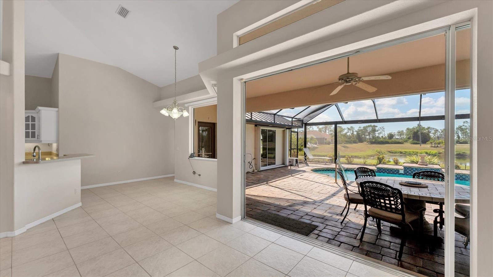 ROTONDA WEST BROADMOOR - Residential