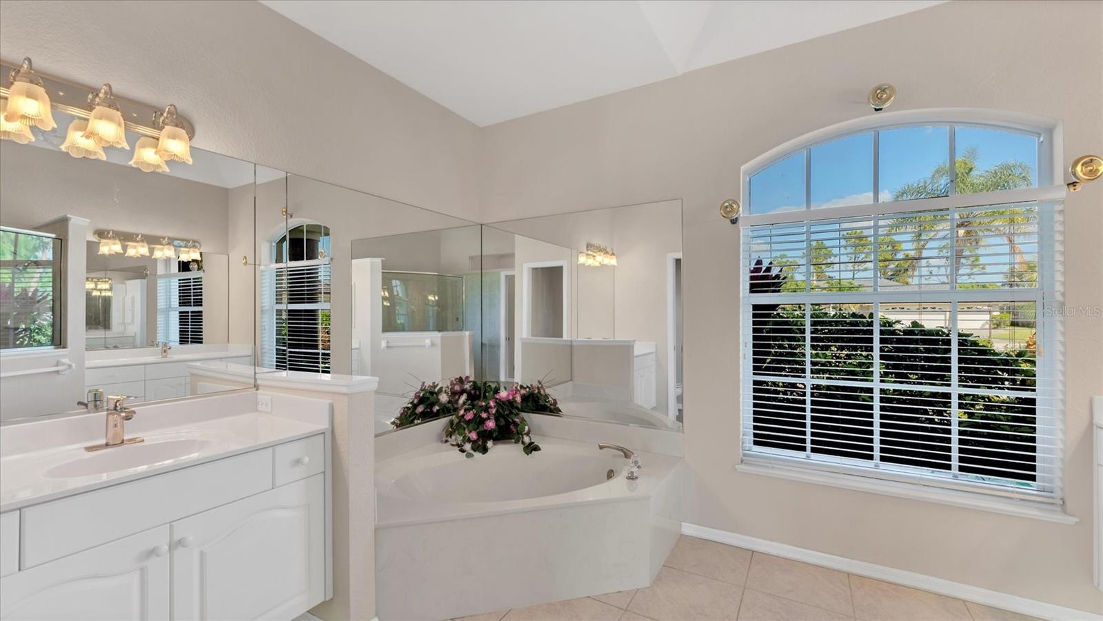 ROTONDA WEST BROADMOOR - Residential