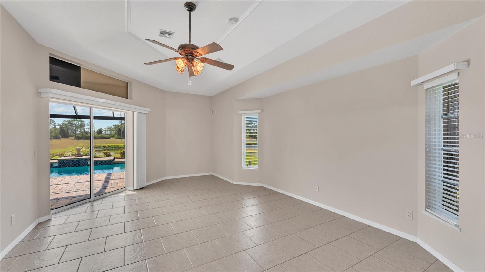 ROTONDA WEST BROADMOOR - Residential