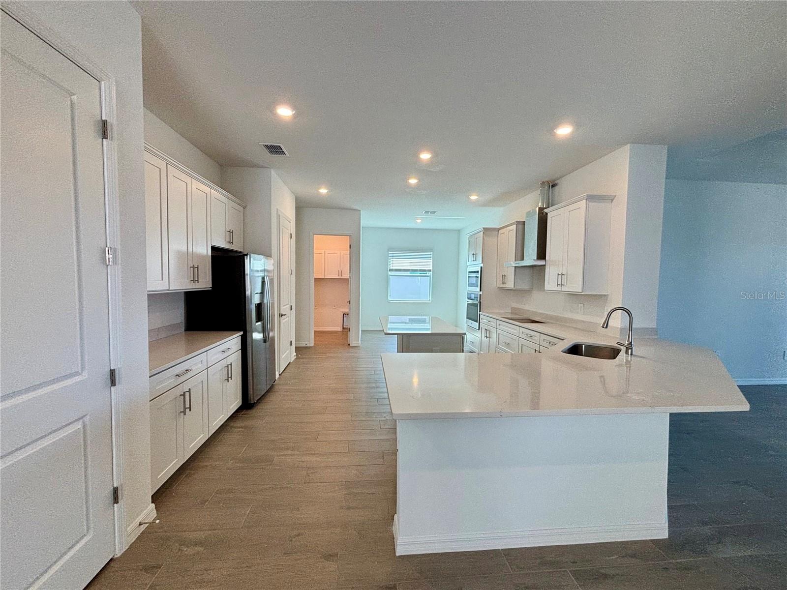 CALUSA COUNTRY CLUB - Residential