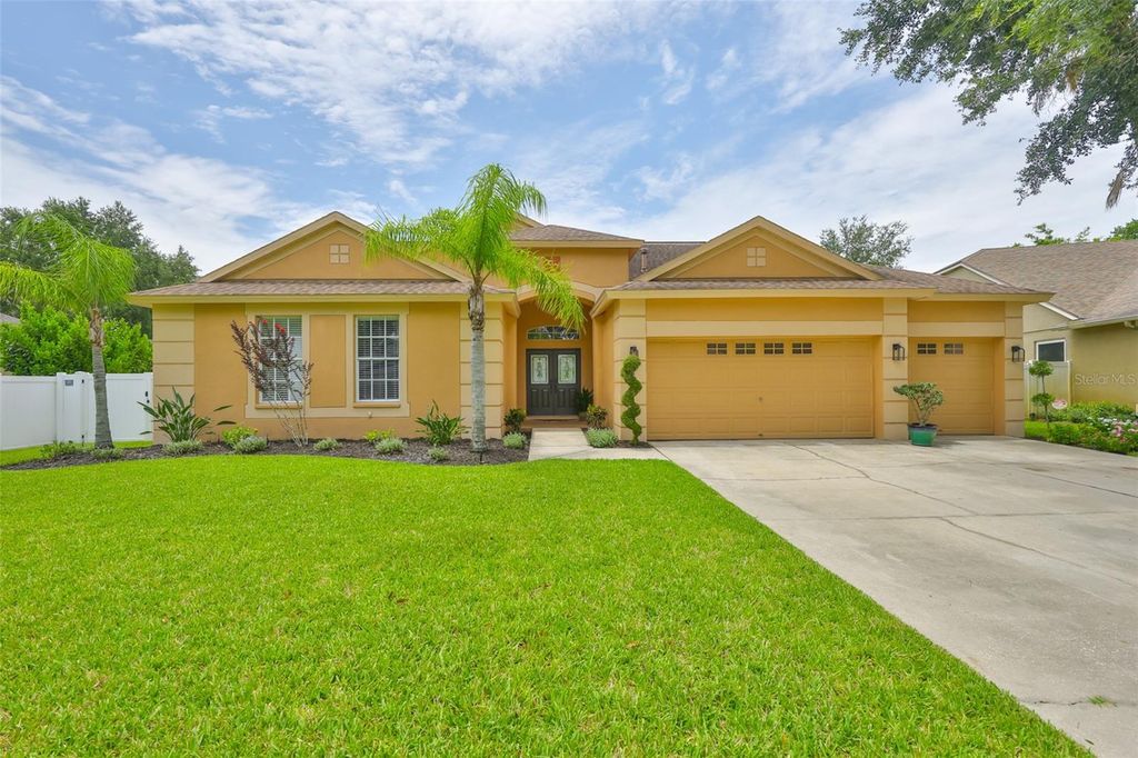 Photo of 12305 Freesia Court, Riverview, FL 33569 (MLS # TB8403273)