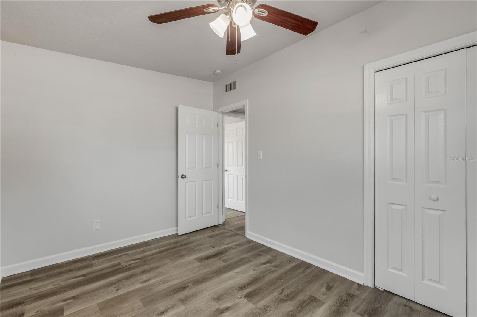 SUNSHINE GARDENS - Residential