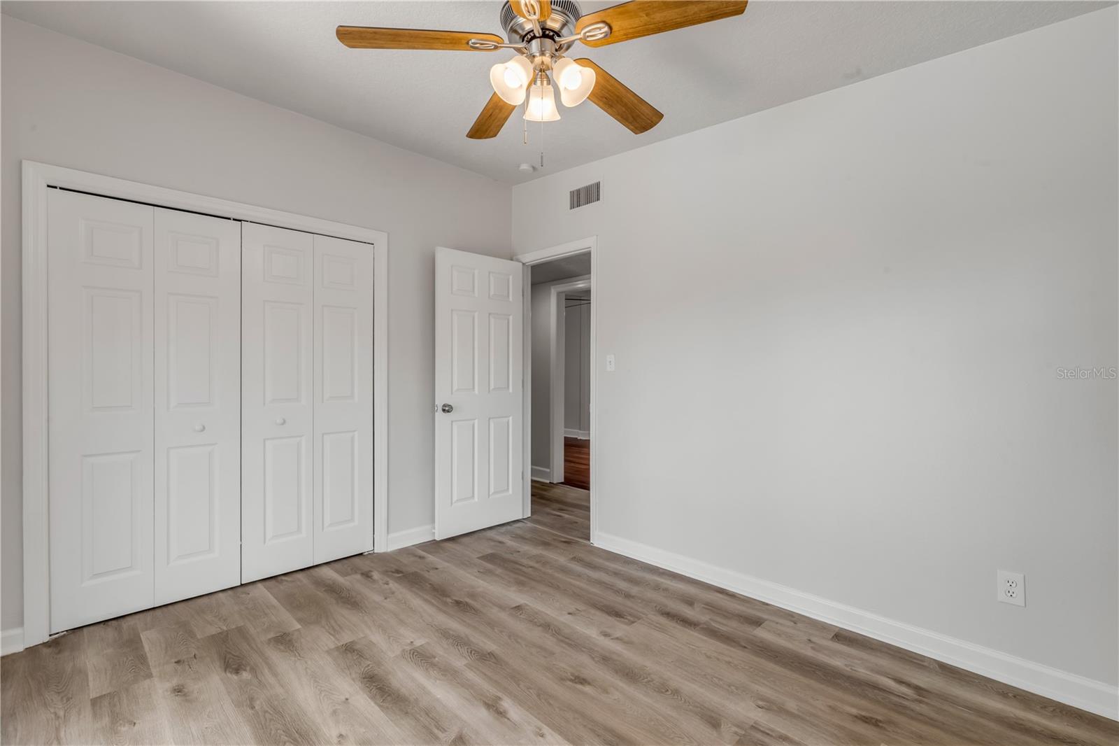 SUNSHINE GARDENS - Residential