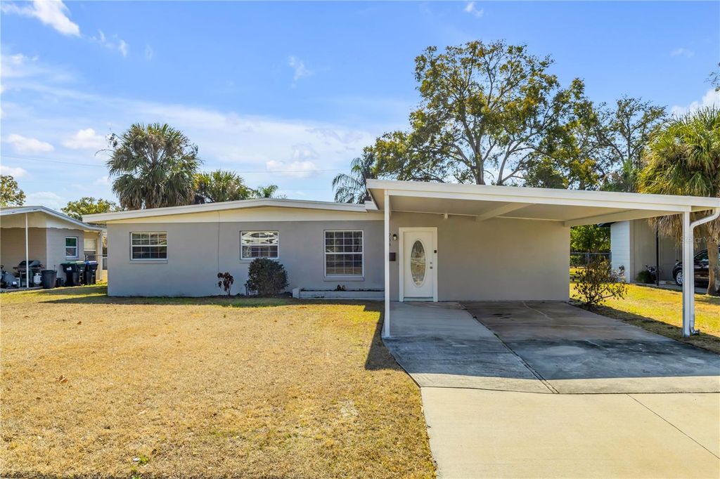 Photo of 758 Canovia Avenue, Orlando, FL 32804 (MLS # V4947449)