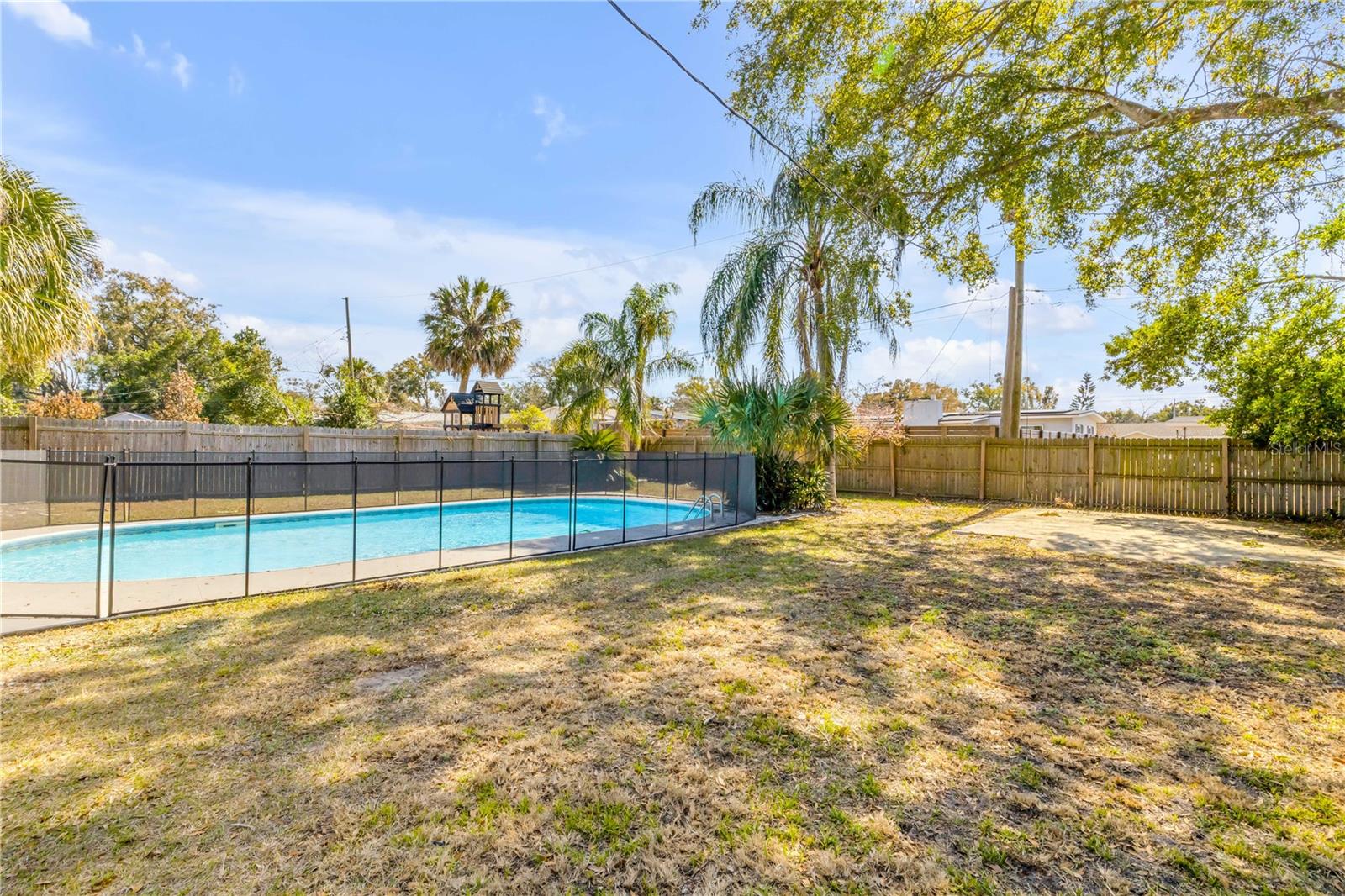 SUNSHINE GARDENS - Residential