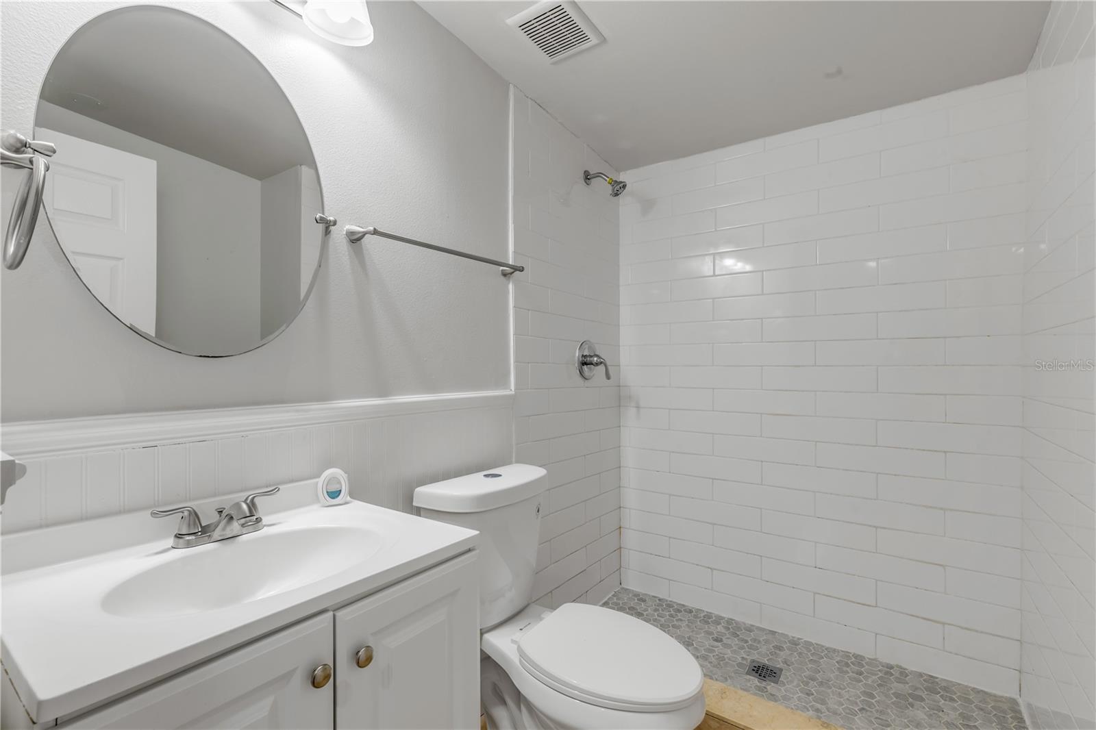 SUNSHINE GARDENS - Residential