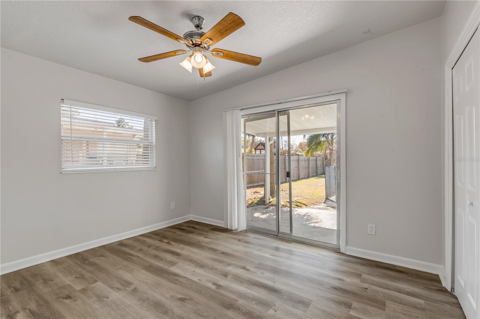 SUNSHINE GARDENS - Residential