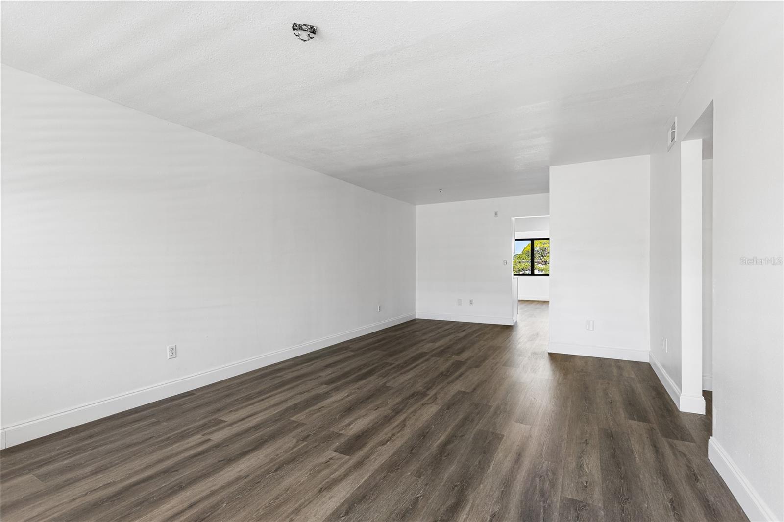 WINSTON PARK NORTHEAST - Residential