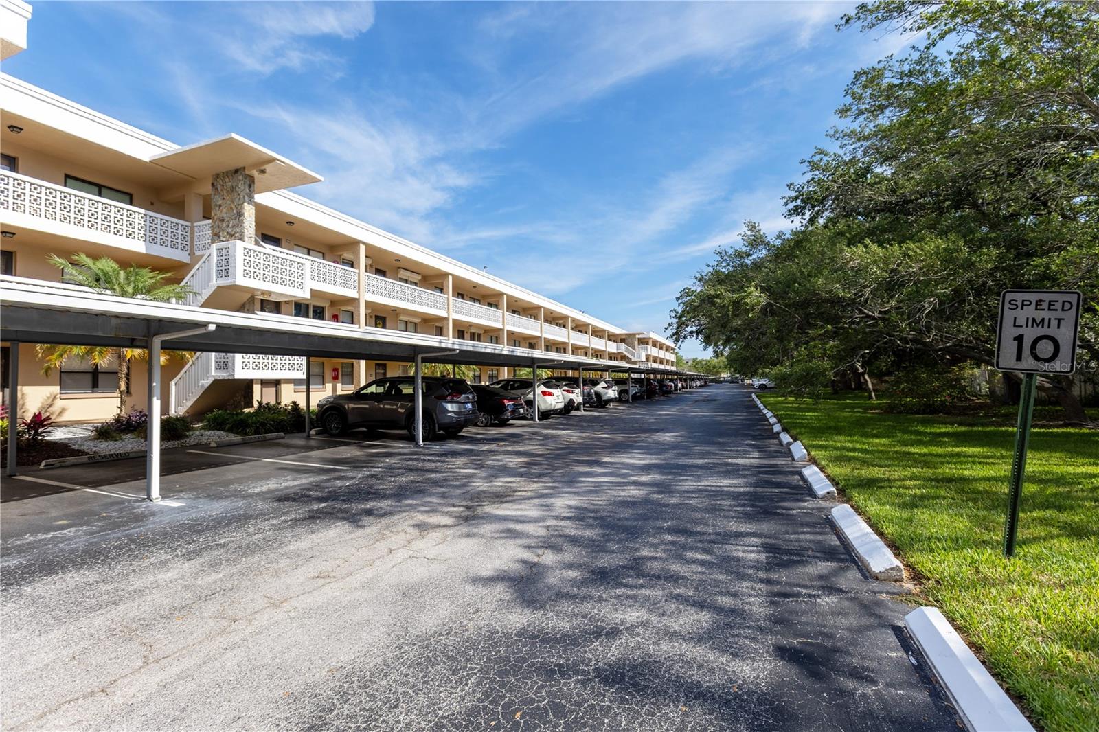 WINSTON PARK NORTHEAST - Residential
