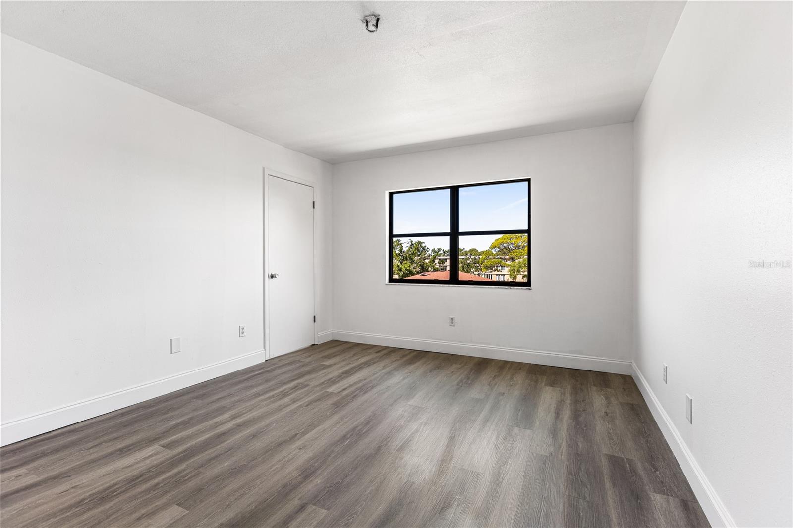 WINSTON PARK NORTHEAST - Residential