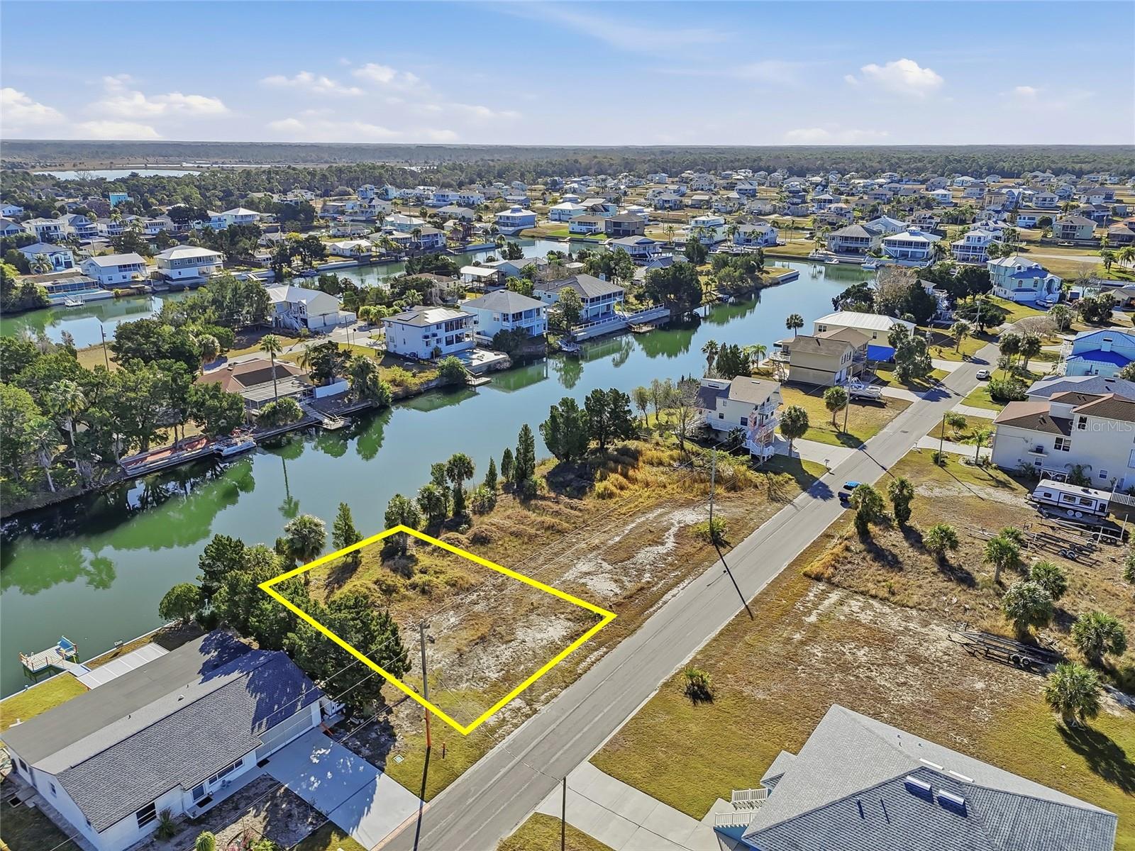 HERNANDO BEACH - Land