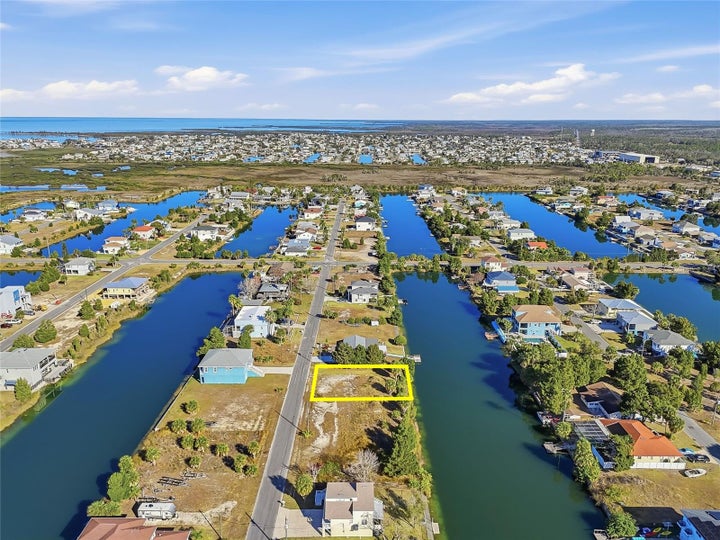 Photo 1 of 17 — 3318 GARDENIA DRIVE, HERNANDO BEACH, FL 34607