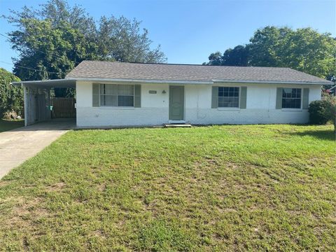 A home in DELTONA