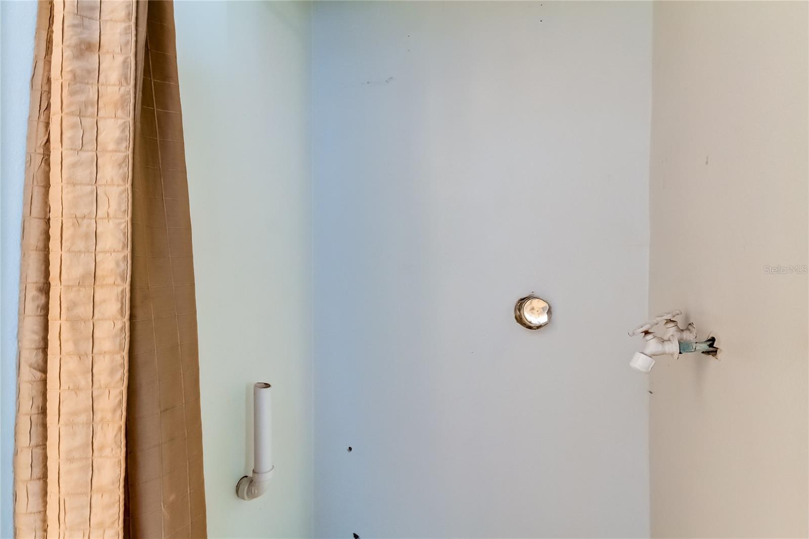 PEPPERTREE VILLAGE CONDO - Residential