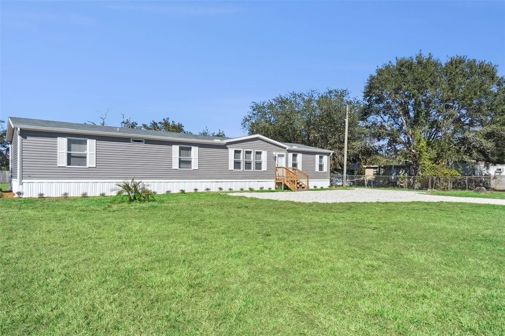 Photo of 180 Sandpine Court, Saint Cloud, FL 34771 (MLS # O6380816)