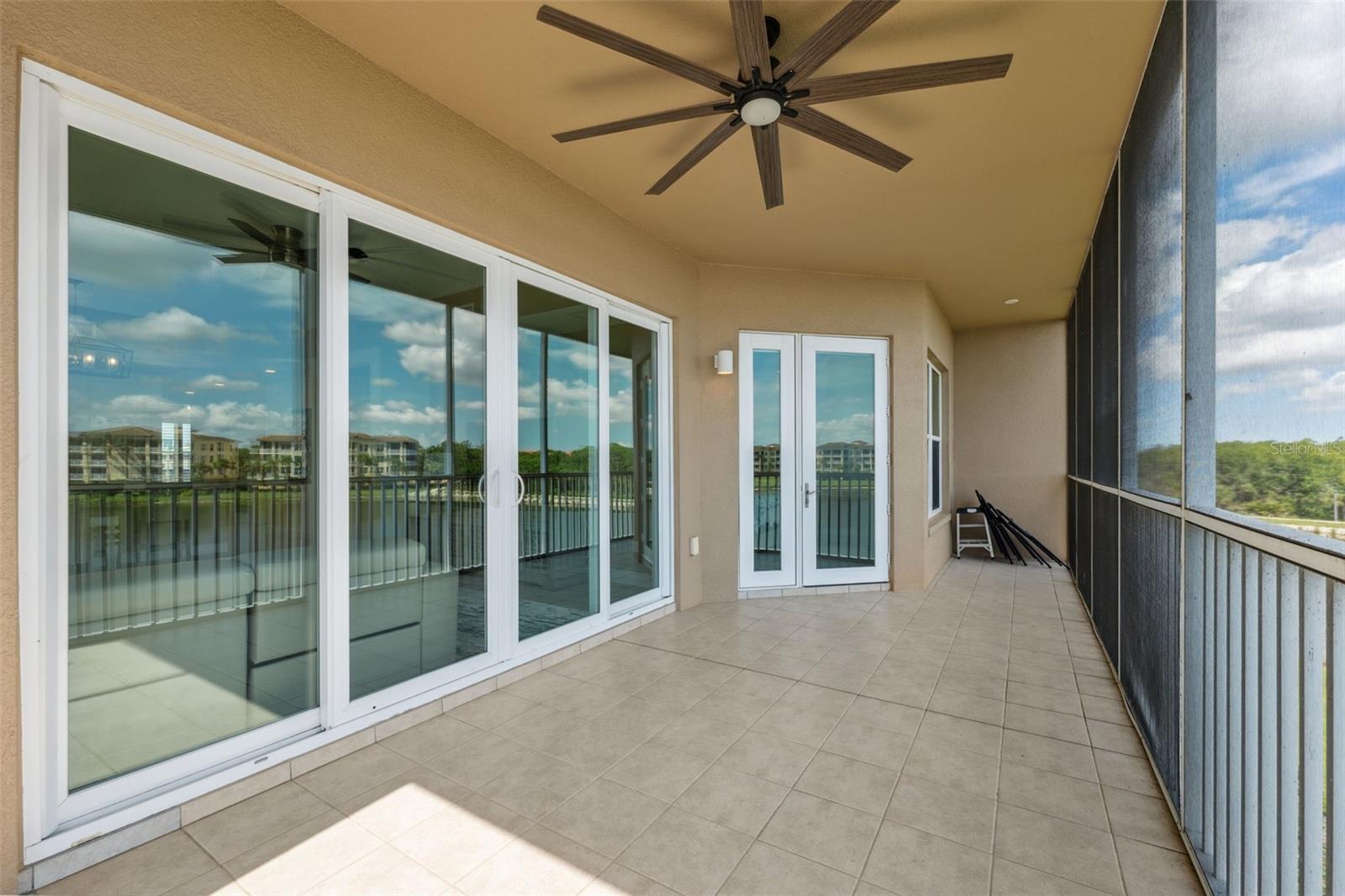 WATERFRONT AT MAIN STREET PH 1 - Residential