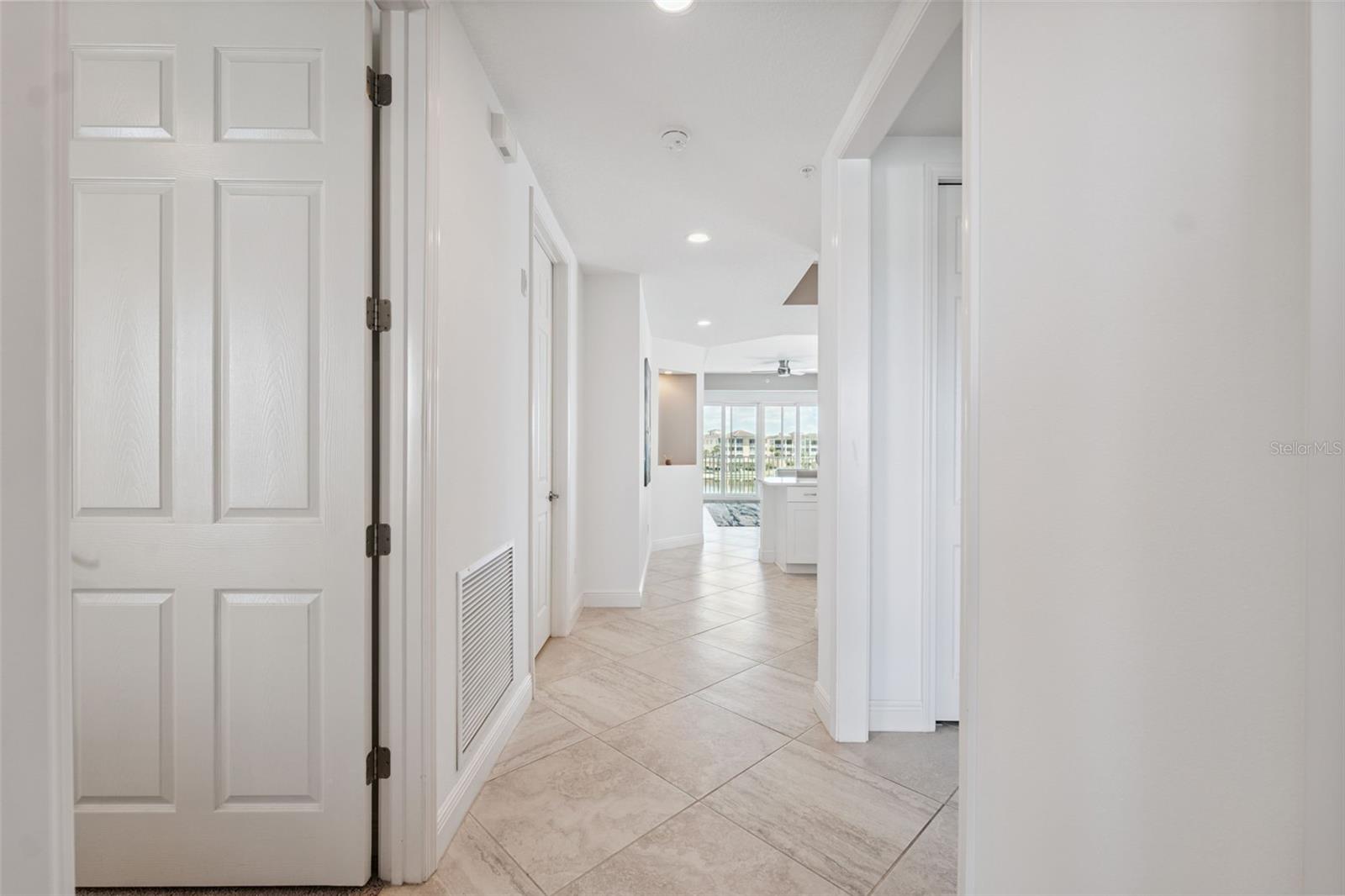 WATERFRONT AT MAIN STREET PH 1 - Residential