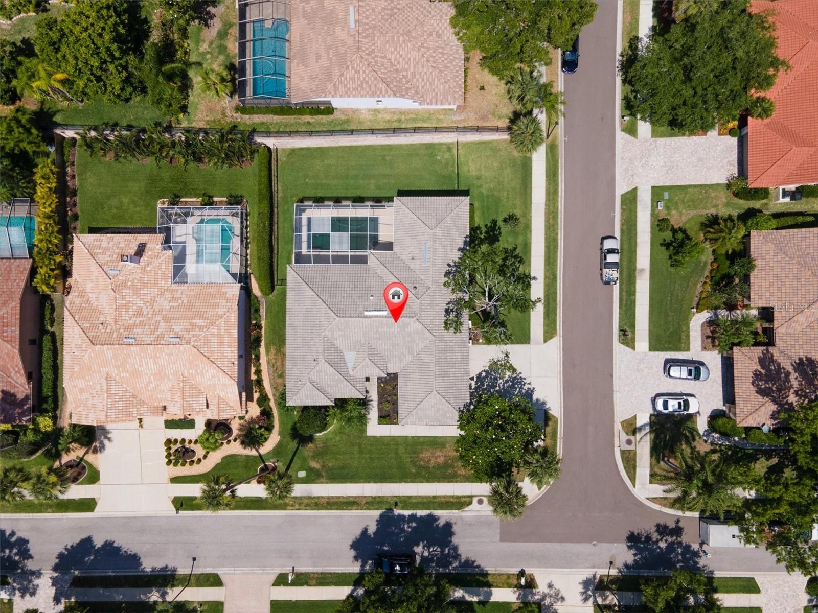 137 WOODCREEK DRIVE E