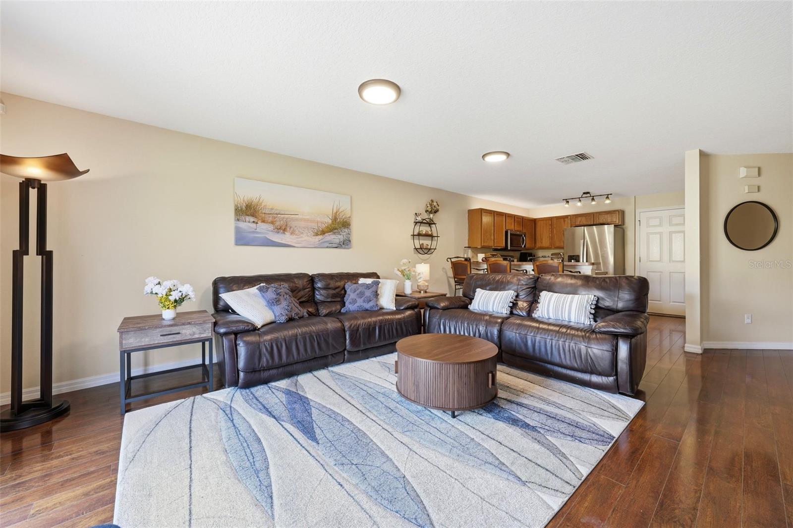 HAWTHORNE GLEN TWNHMS - Residential