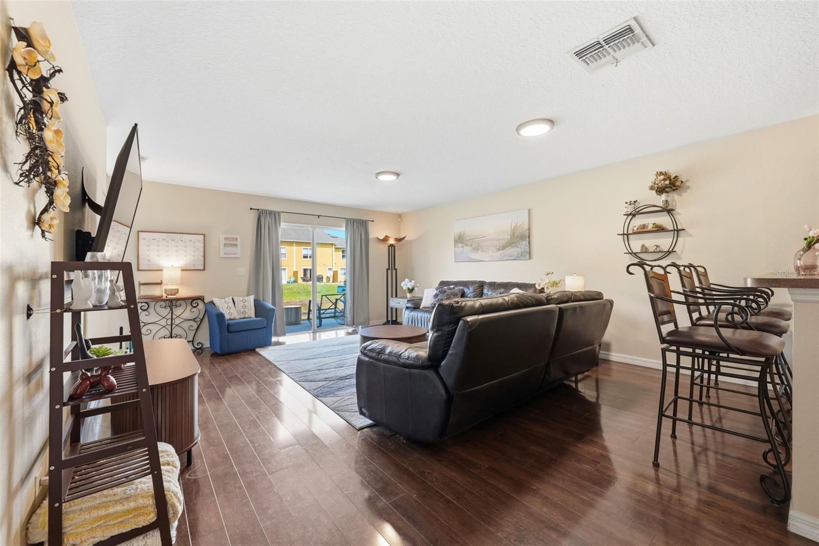 HAWTHORNE GLEN TWNHMS - Residential