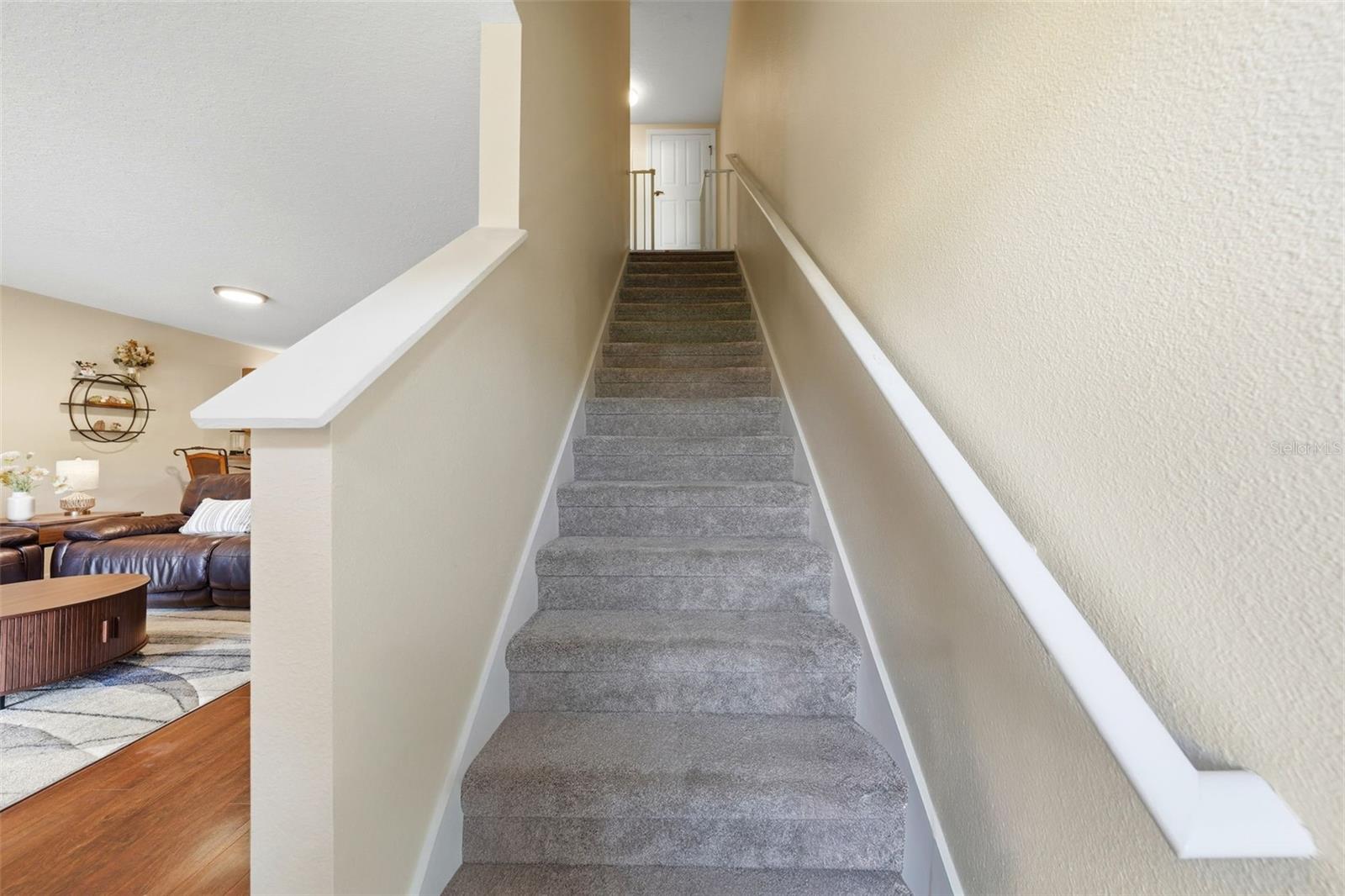 HAWTHORNE GLEN TWNHMS - Residential