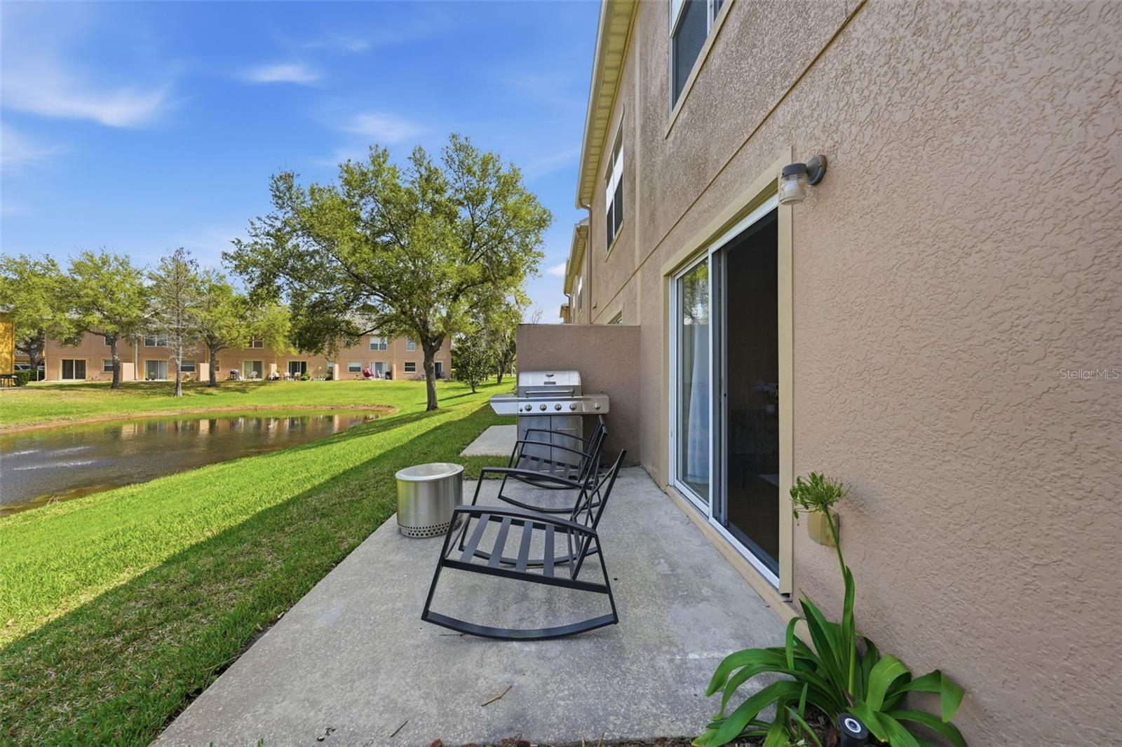 HAWTHORNE GLEN TWNHMS - Residential