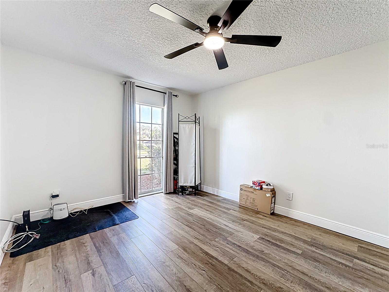 ERROL ESTATE - Residential