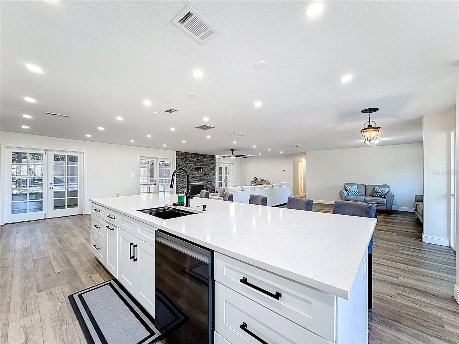 ERROL ESTATE - Residential