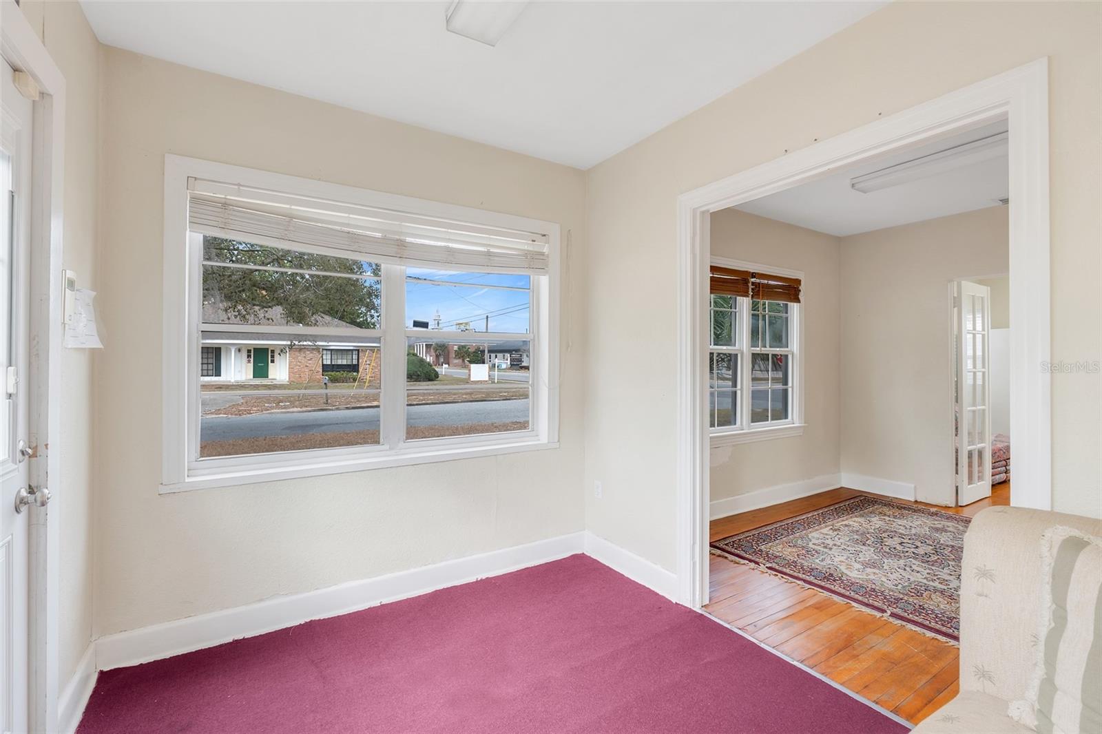 EUSTIS - Commercial Sale