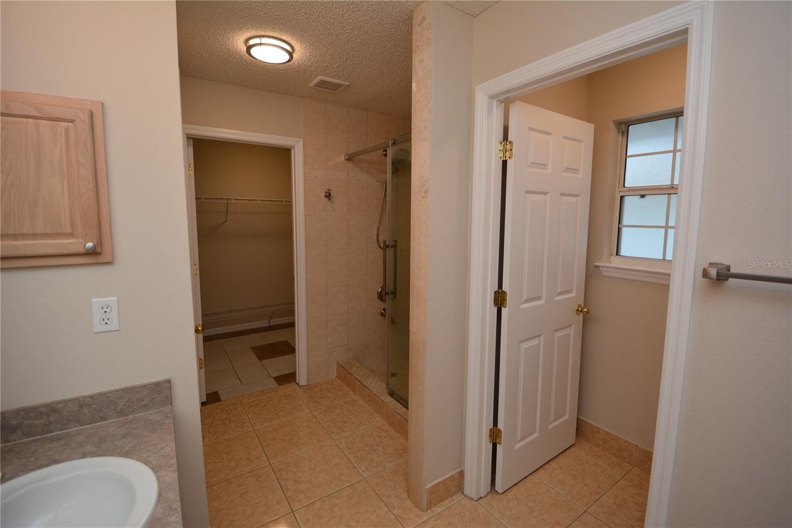 INDIAN TRAILS - Residential Lease