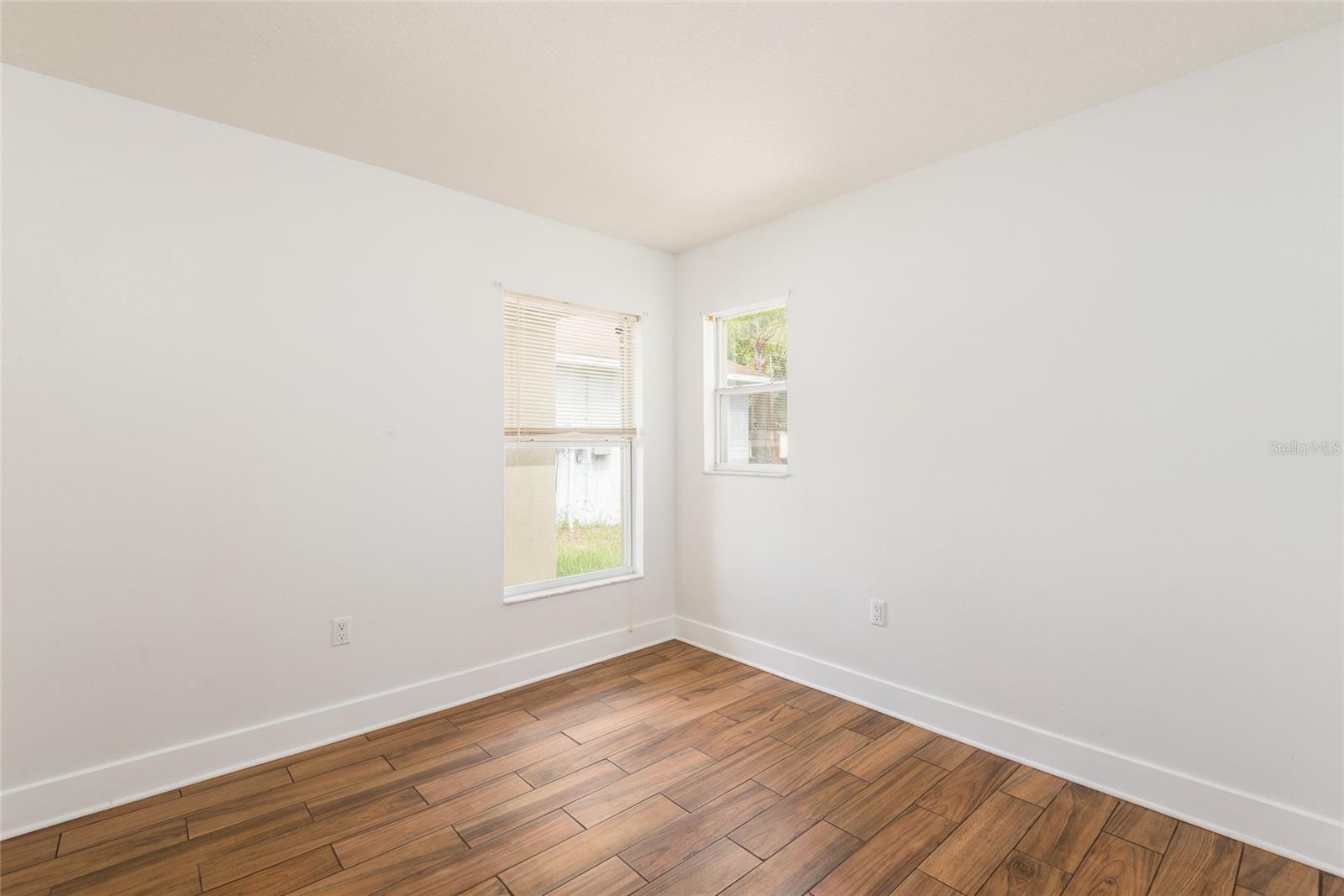 MANGO GROVES UNIT 2 - Residential Lease