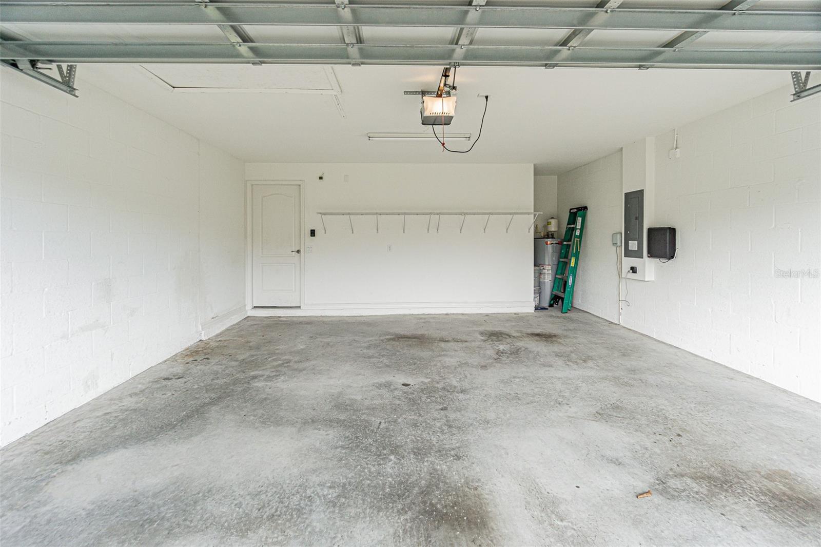 HALLAM PRESERVE WEST "I" PHASE TWO - Residential