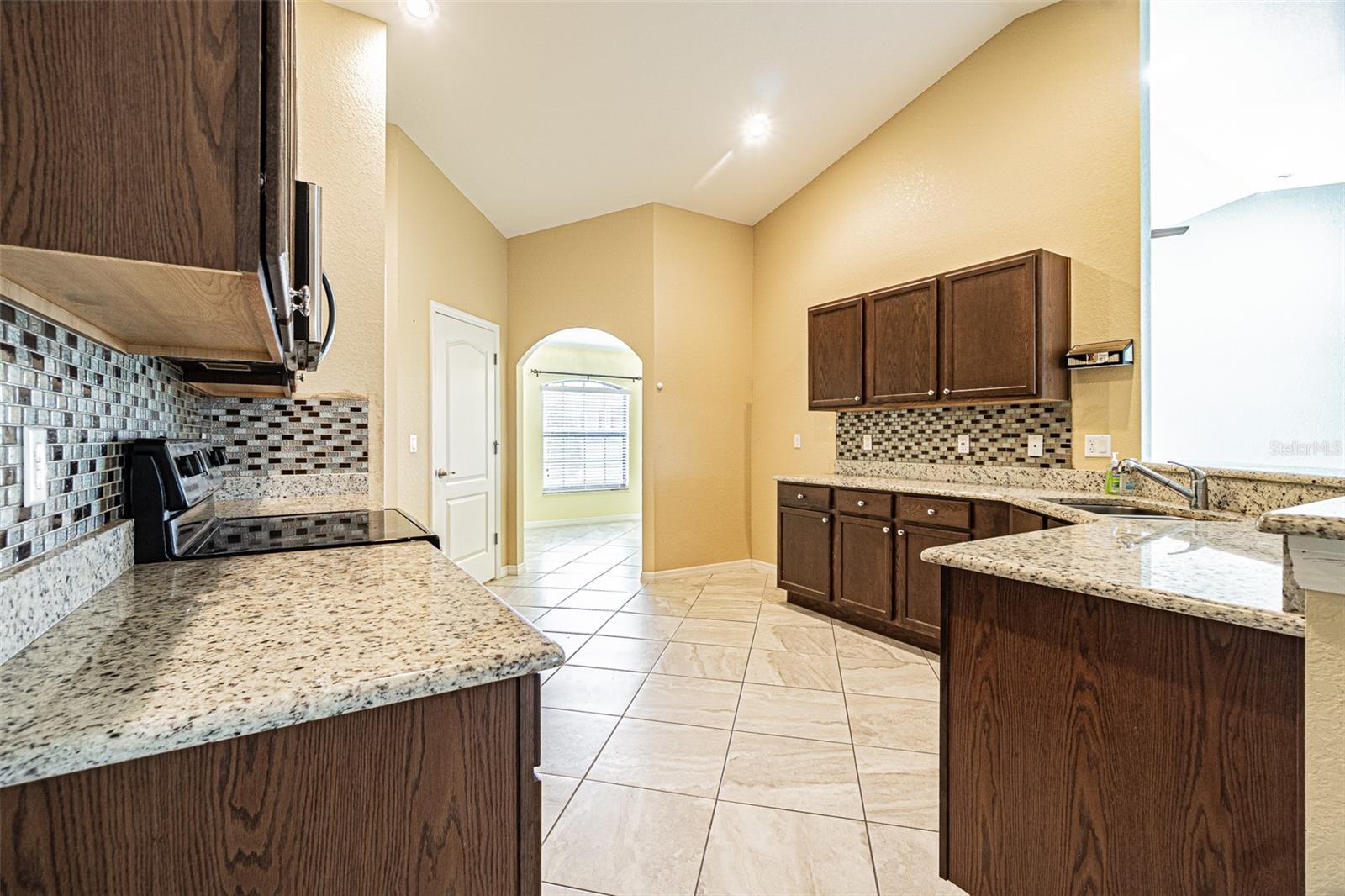 HALLAM PRESERVE WEST "I" PHASE TWO - Residential