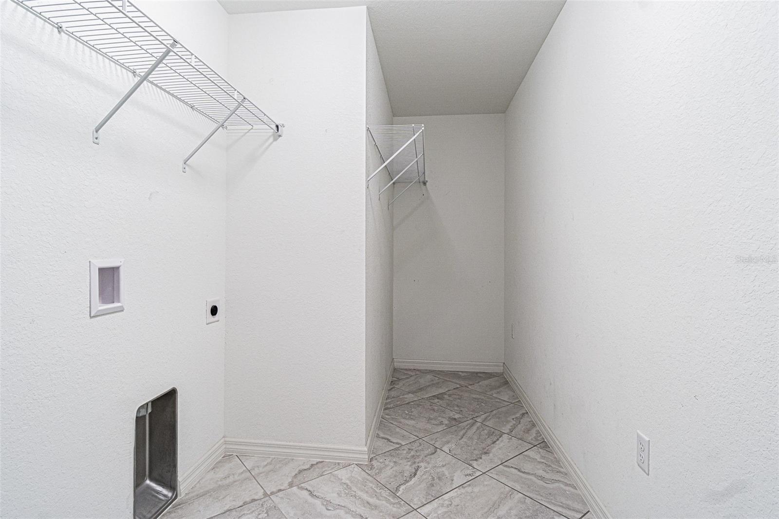 HALLAM PRESERVE WEST "I" PHASE TWO - Residential