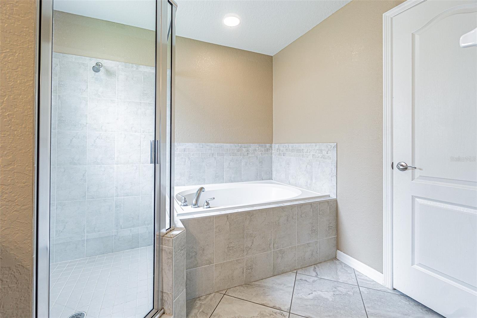 HALLAM PRESERVE WEST "I" PHASE TWO - Residential