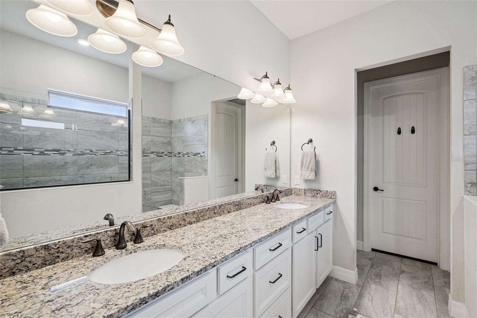 LAKE EMMA SOUND - Residential
