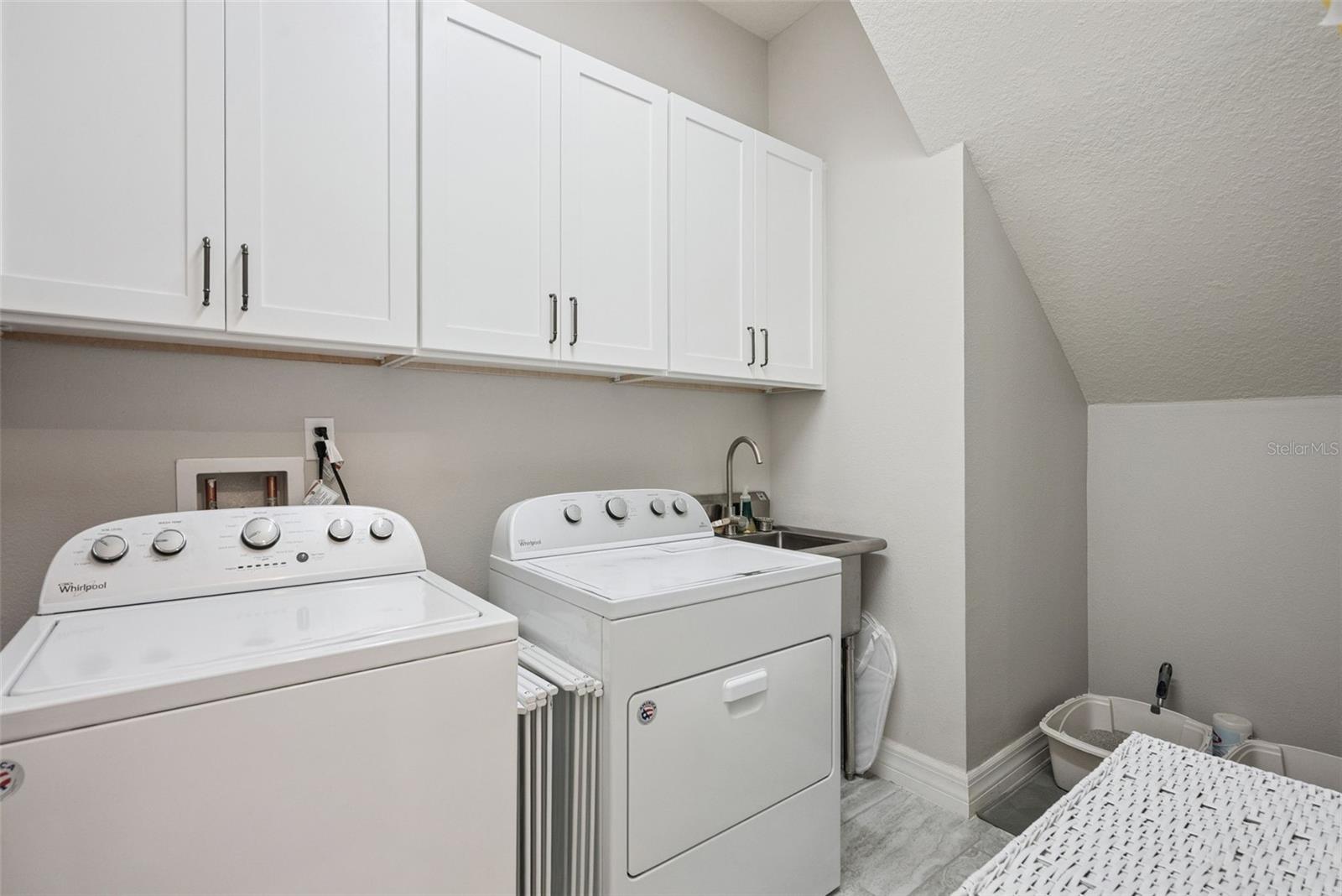 LAKE EMMA SOUND - Residential