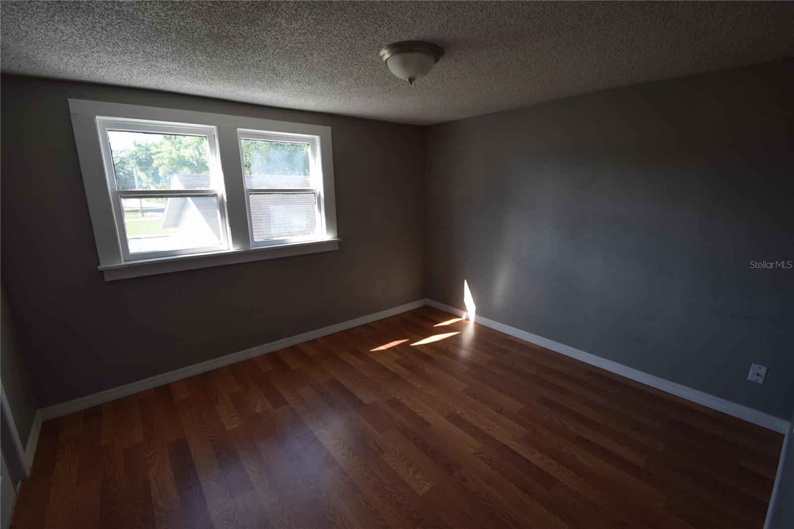 MANNS G W SUB - Residential Lease