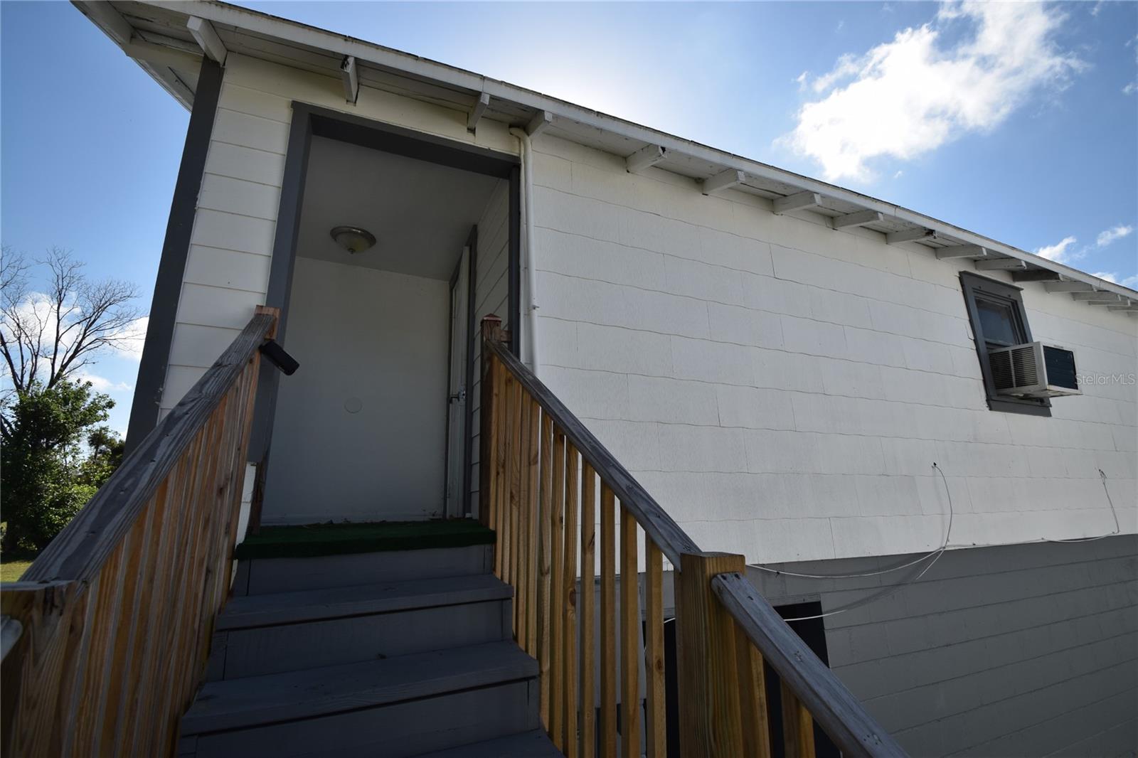 MANNS G W SUB - Residential Lease