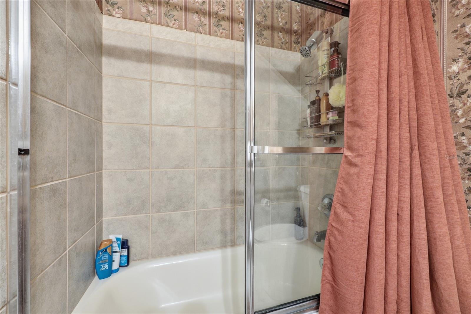 PLANTATION ESTATES - Residential