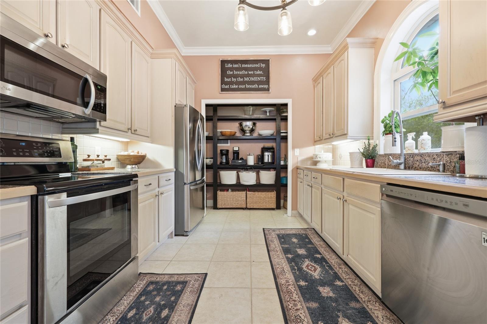 PLANTATION ESTATES - Residential