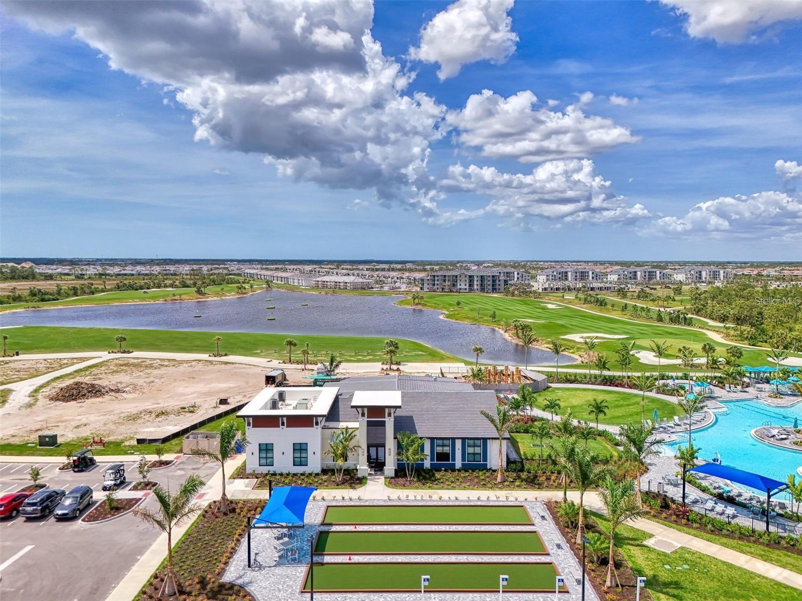 WELLEN PARK GOLF & COUNTRY CLUB - Residential